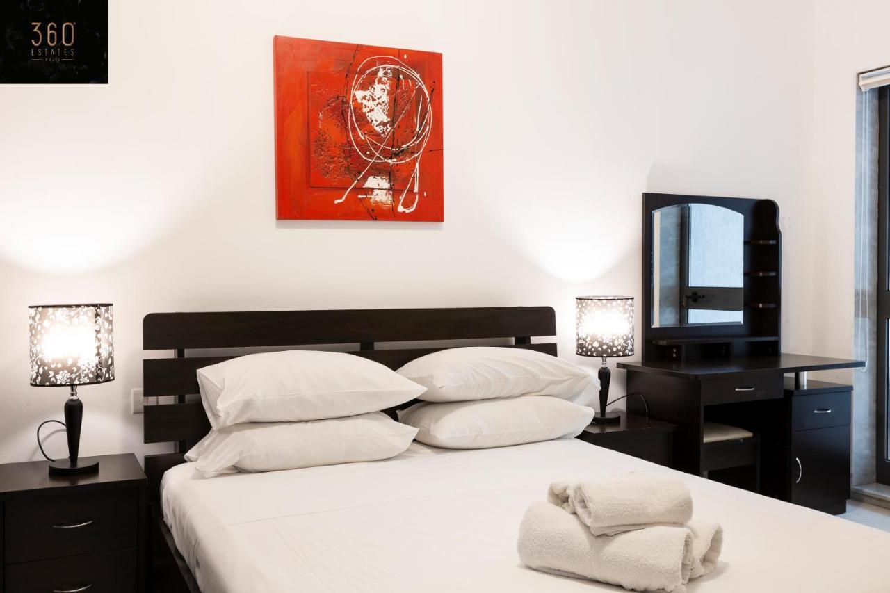 Centre Paceville Apt With Terrace, Bbq & Wifi By 360 Estates San Ġiljan Extérieur photo